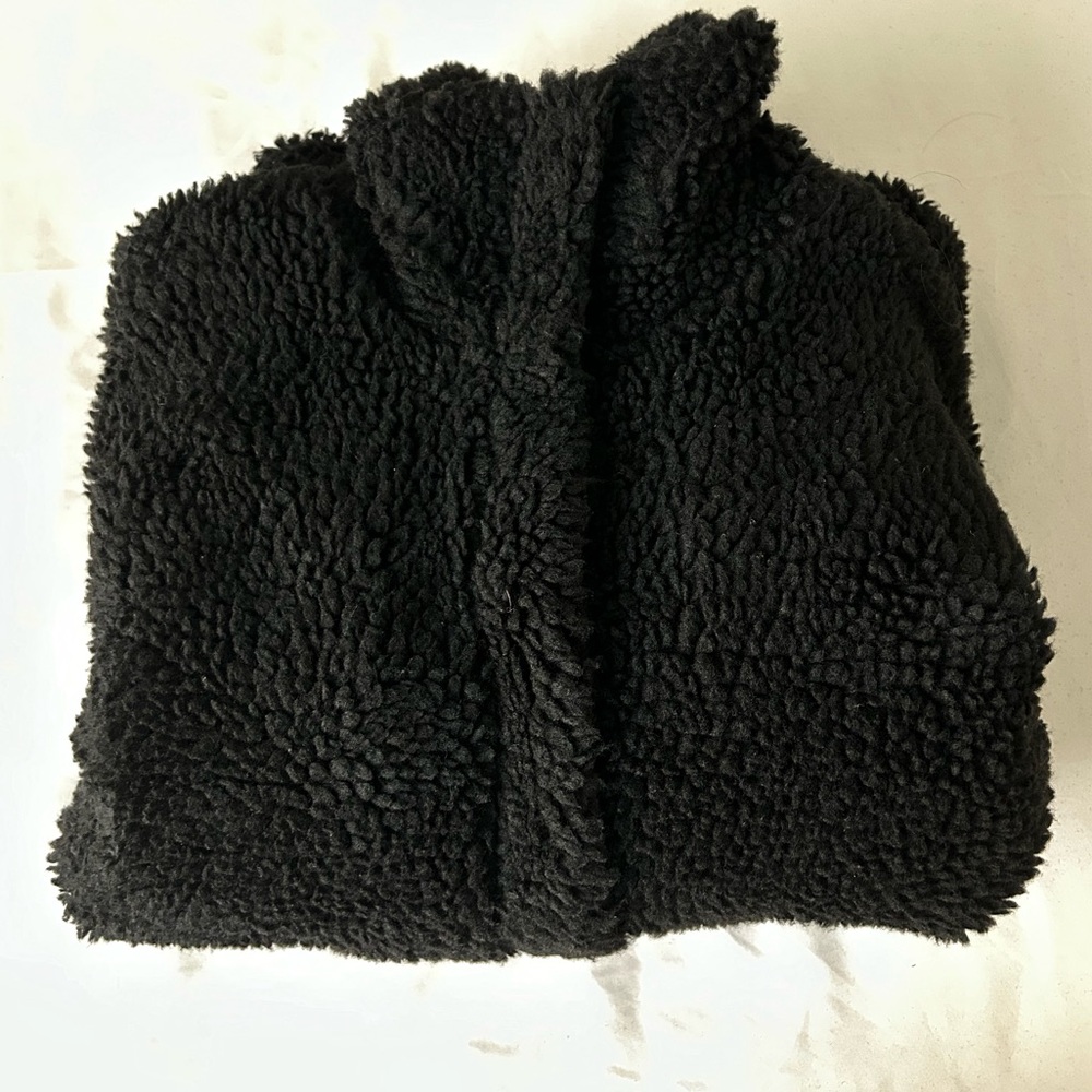 LA Hearts Fleece Sweater